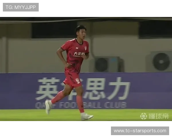 球员被评为赛季最佳组织中场其控场能力获广泛认可 球员被评为赛季最佳组织中场其控场能力获广泛认可
